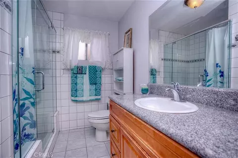 Bath - 2030 E Wayside, Compton, CA 90222 photo 3 of 3