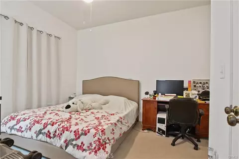 Bedroom - 388 E Ocean Blvd #1412, Long Beach, CA 90802 photo 2 of 2