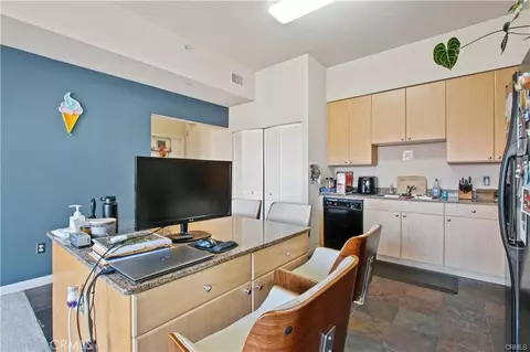 Kitchen - 388 E Ocean Blvd #1412, Long Beach, CA 90802 photo 2 of 3