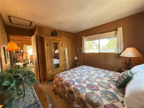 Bedroom - 936 Pinon Ln, Big Bear City, CA 92314 photo 4 of 4