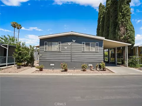 777 S Temescal St #102, Corona, CA 92879
