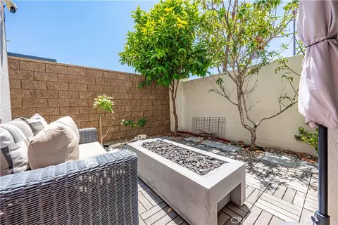 Exterior - 10909 Cielo Ct, Cypress, CA 90720 photo 5 of 6
