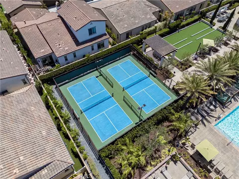 View/Area - 10909 Cielo Ct, Cypress, CA 90720 photo 2 of 5