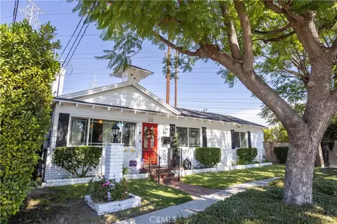 11117 Sylvan St, North Hollywood, CA 91606
