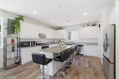 Kitchen - 10881 Shoals Pl, Stanton, CA 90680 photo 2 of 4