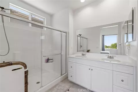 Bath - 10881 Shoals Pl, Stanton, CA 90680 photo 5 of 5
