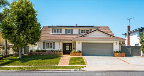 25231 Earhart Rd, Laguna Hills, CA 92653