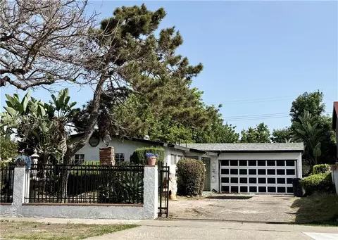 2205 W 9th St, Santa Ana, CA 92703