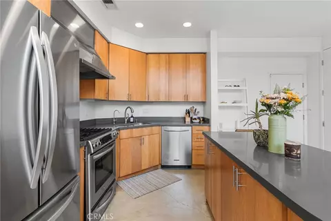 Other - 637 E 4th #B, Long Beach, CA 90802 photo 8 of 32