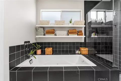 Other - 637 E 4th #B, Long Beach, CA 90802 photo 19 of 32