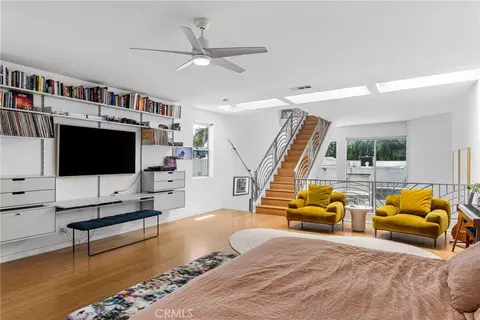 Bedroom - 637 E 4th #B, Long Beach, CA 90802 photo 2 of 2