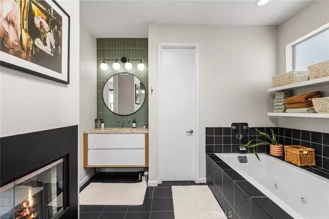 Other - 637 E 4th #B, Long Beach, CA 90802 photo 17 of 32