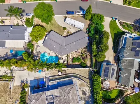 12751 Bonita Hts, Santa Ana, CA 92705