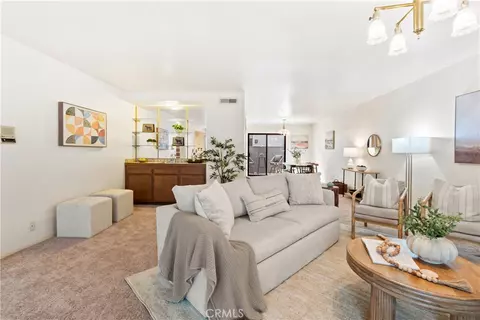 2601 E 19th St #12, Signal Hill, CA 90755
