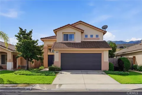 922 Naples, Corona, CA 92882