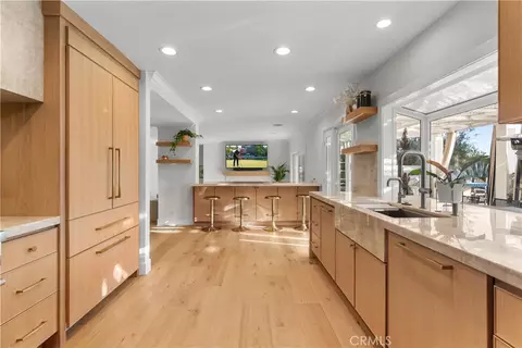 21321 Hillside Ct, Lake Forest, CA 92630