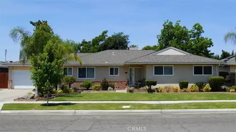 6281 N 9th, Fresno, CA 93710