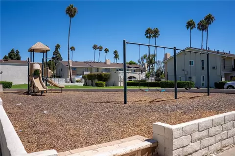 Exterior - 1192 Mitchell #3, Tustin, CA 92780 photo 6 of 8