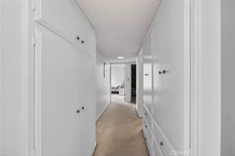 Entry Way - 1635 E Ocean #C4, Long Beach, CA 90802 photo 3 of 4
