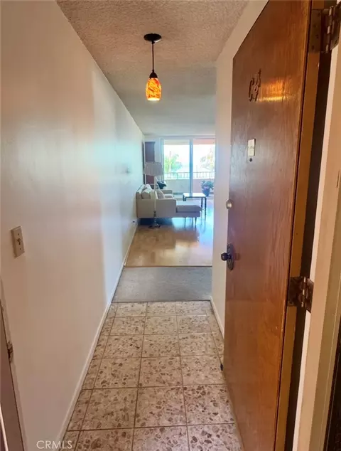 Entry Way - 1635 E Ocean #C4, Long Beach, CA 90802 photo 1 of 4