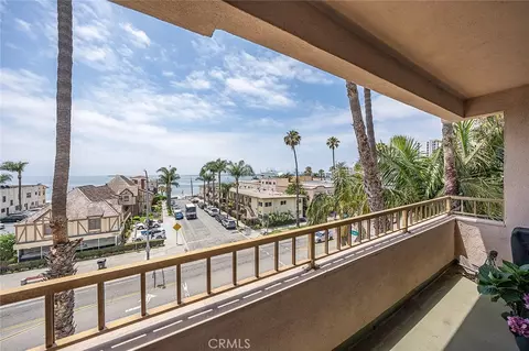 View/Area - 1635 E Ocean #C4, Long Beach, CA 90802 photo 2 of 5