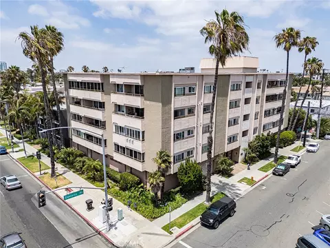 View/Area - 1635 E Ocean #C4, Long Beach, CA 90802 photo 5 of 5
