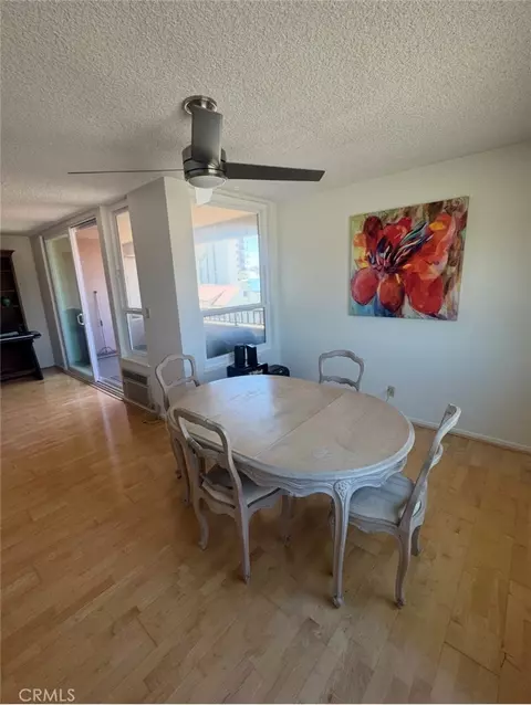 Dining - 1635 E Ocean #C4, Long Beach, CA 90802 photo 2 of 5