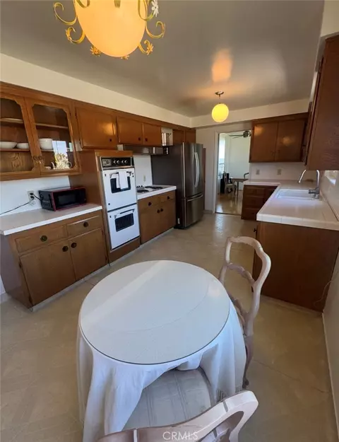 Kitchen - 1635 E Ocean #C4, Long Beach, CA 90802 photo 2 of 3
