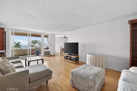 Living - 1635 E Ocean #C4, Long Beach, CA 90802 photo 4 of 5