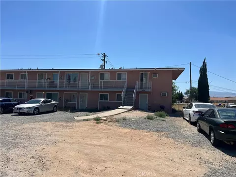 15535 Broken Bow Rd, Apple Valley, CA 92307 photo 2