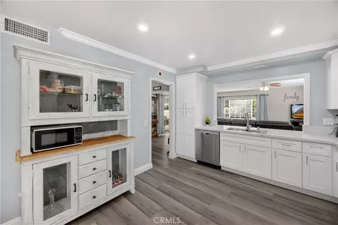 Kitchen - 879 Mango, Brea, CA 92821 photo 4 of 5