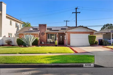 8708 Cherokee, Downey, CA 90241