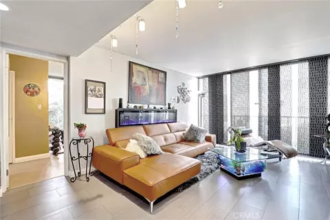 1750 E Ocean #101, Long Beach, CA 90802