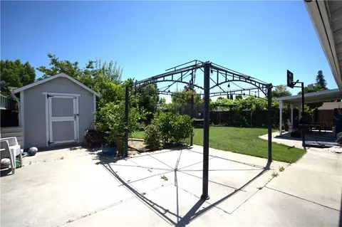 Exterior - 4100 Ahwahnee Ct, Modesto, CA 95356 photo 7 of 10