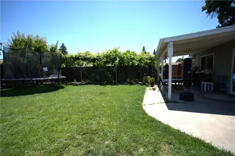 Exterior - 4100 Ahwahnee Ct, Modesto, CA 95356 photo 5 of 10