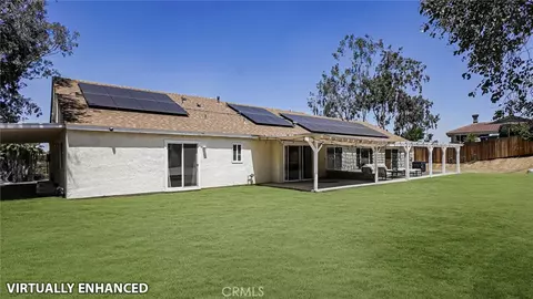 Exterior - 18570 Halter Ln, Riverside, CA 92504 photo 1 of 22