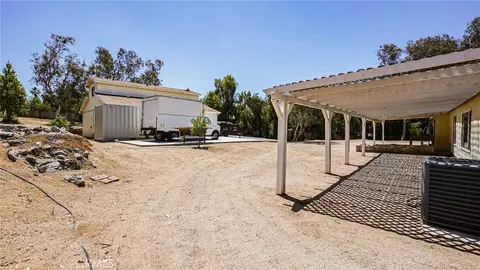 Exterior - 18570 Halter Ln, Riverside, CA 92504 photo 7 of 22