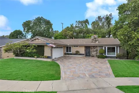 3939 E Lynnwood Ave, Orange, CA 92869