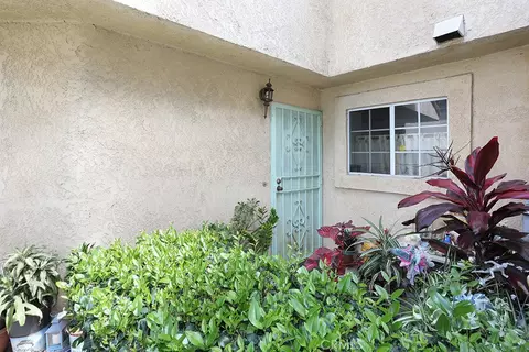 Exterior - 8032 Rose #13, Paramount, CA 90723 photo 2 of 5