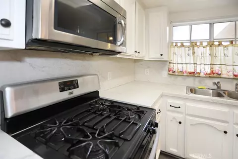 Kitchen - 8032 Rose #13, Paramount, CA 90723 photo 3 of 3