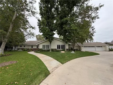 737 N Creekview Dr, Orange, CA 92869