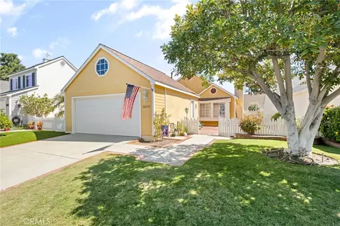 21092 Cedar Ln, Mission Viejo, CA 92691