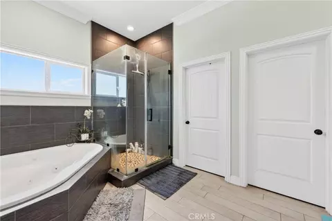 Bath - 1241 N Studebaker, Long Beach, CA 90815 photo 6 of 7