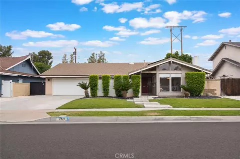 1517 E Riverview, Orange, CA 92865
