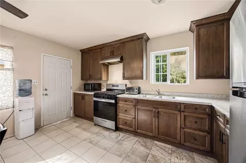 Kitchen - 3515 Ross, Riverside, CA 92503 photo 2 of 2