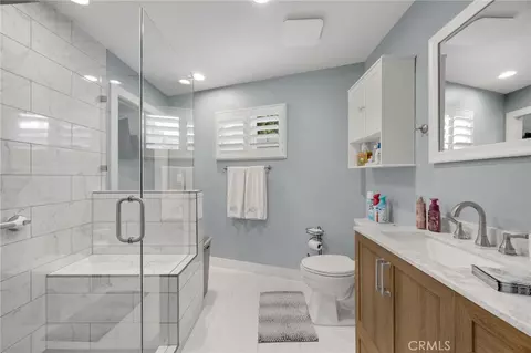 Bath - 325 Delphia Ave, Brea, CA 92821 photo 5 of 6