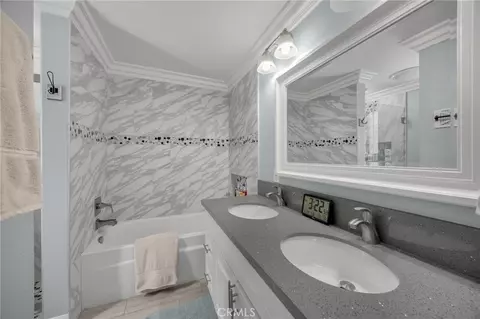 Bath - 325 Delphia Ave, Brea, CA 92821 photo 2 of 6