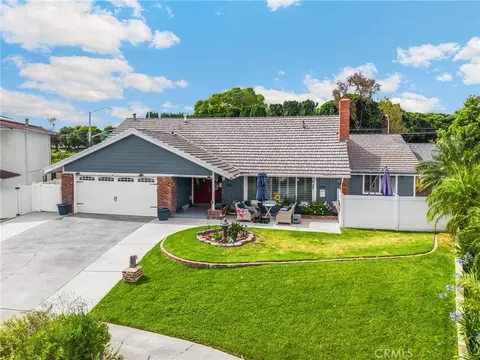 Exterior - 325 Delphia Ave, Brea, CA 92821 photo 1 of 6