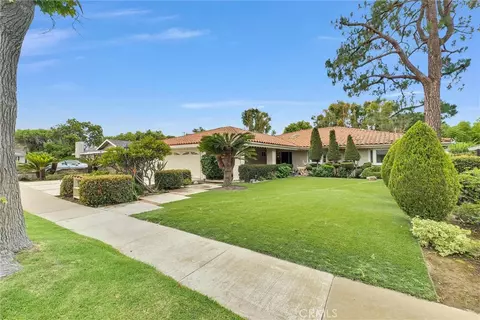 2308 N Lowell Ln, Santa Ana, CA 92706