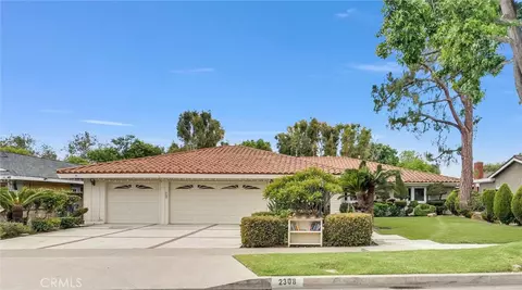 2308 N Lowell Ln, Santa Ana, CA 92706